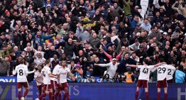 Arsenal le ganó a West Ham en un final súper polémico: acaricia el título en la Premier League y le da una mano enorme al Tottenham