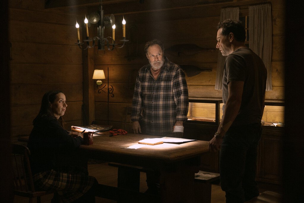 El raro final de 'Widow's Bay' tiene explicación: su creadora desgrana el último episodio y ya calienta motores para la segunda temporada 