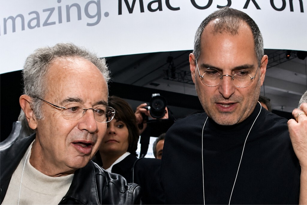 Quién fue Andrew Grove, el CEO de Intel que imitaba la forma de vestir de Steve Jobs