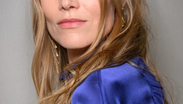 Olga San Bartolomé, peluquera: «Si tienes el pelo fino, pasarte a un rubio extremo este verano no es buena idea. Se puede romper, restar densidad y parecer más frágil'»