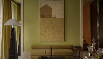 La dosis de inspiración que necesitas está en este apartamento rehabilitado de 56 m2 situado en un edificio del siglo  XIX en el centro de Madrid