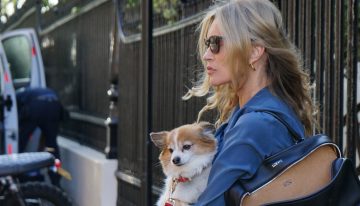 La falda que llevaba Kate Moss en los 90 (y que sigue en su armario 30 años después) es tendencia este verano