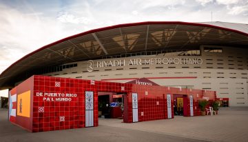 Descubrimos la «otra» Casita de Bad Bunny junto al estadio Metropolitano en la que sí puedes entrar