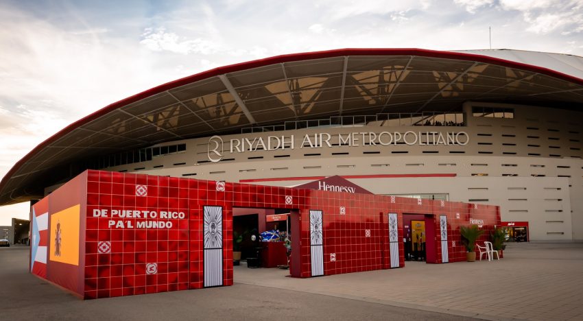 Descubrimos la «otra» Casita de Bad Bunny junto al estadio Metropolitano en la que sí puedes entrar