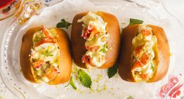 Tacos de lechuga con tartar de atún o brioche de bogavante con mayonesa de cítricos: 5 recetas fáciles pero muy resultonas para comer con las manos