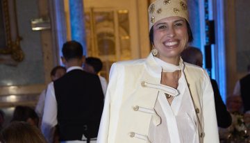 ¿Es posible conseguir un look de gala en Zara? La invitada más elegante de nuestra fiesta de ayer nos demuestra que sí