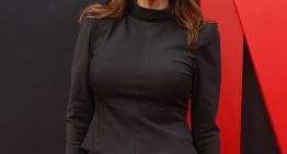 María José Suárez (51 años): «Me he enganchado a este ejercicio que fortalece el suelo pélvico y te hace estar concentrada para mantener el equilibrio»