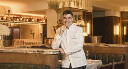 Ramón Freixa (54 años), cocinero: «Mi padre las hace perfectas: sedosas por fuera, jugosas por dentro. Yo no sé si pasaría el test de la tortilla francesa todos los días»
