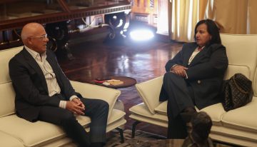 Dinorah Figuera y Jorge Rodríguez se reunieron en la AN este jueves #18Jun (VIDEO)