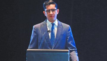 Canciller Velasco descarta notificación de EU sobre presunta revocación de visas a gobernadores