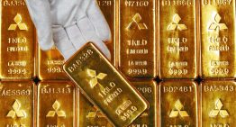 Oro cayó ante temor inflacionario y apuestas a tasas más altas