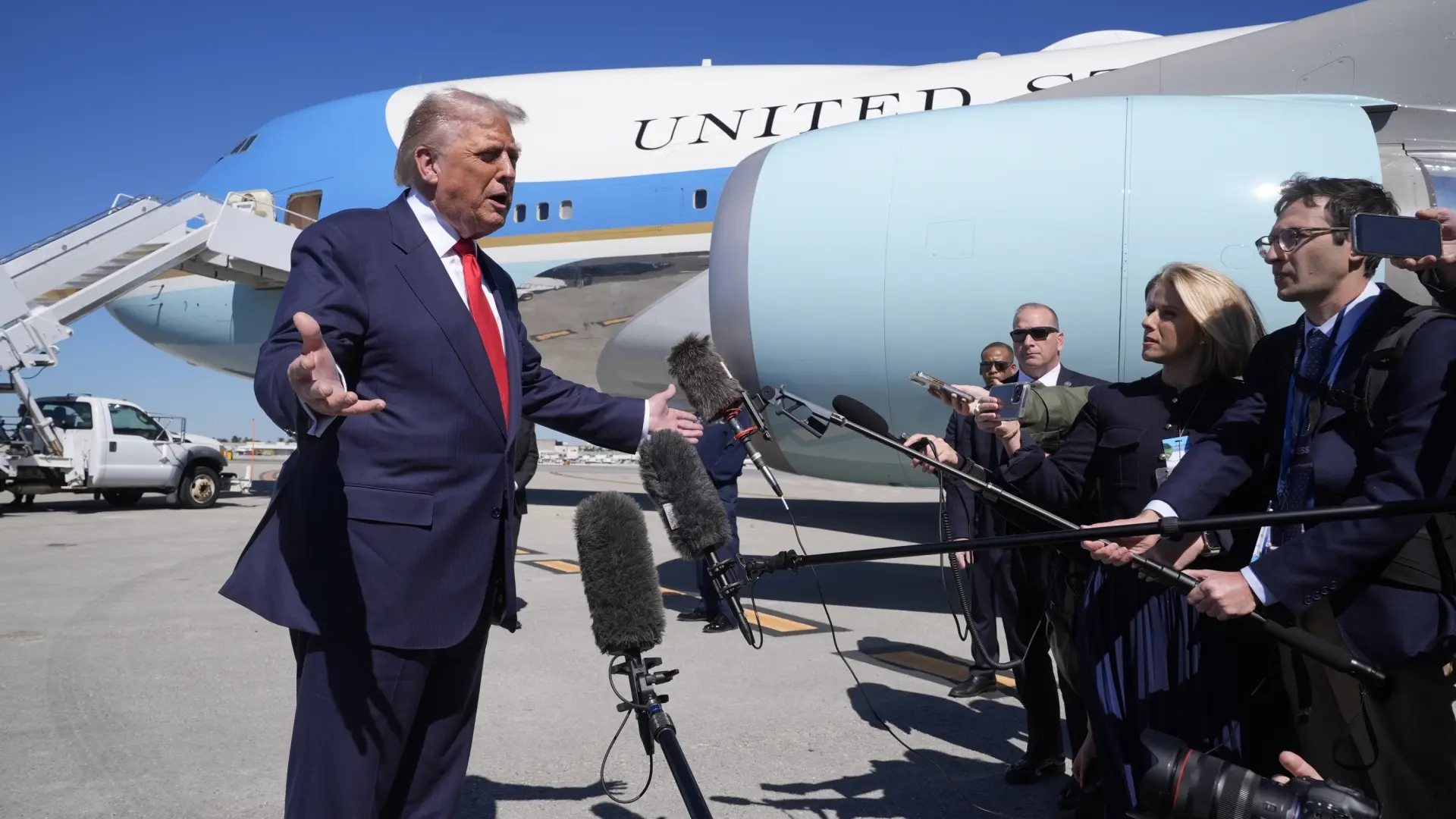 Adiós al Air Force One: Trump jubila el avión presidencial y lo reemplaza por la polémica aeronave donada por Catar
