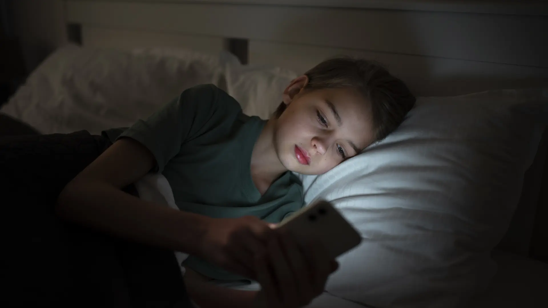 La clínica de rehabilitación suiza que ya trata a niños por su adicción al teléfono móvil: «Es una epidemia masiva»