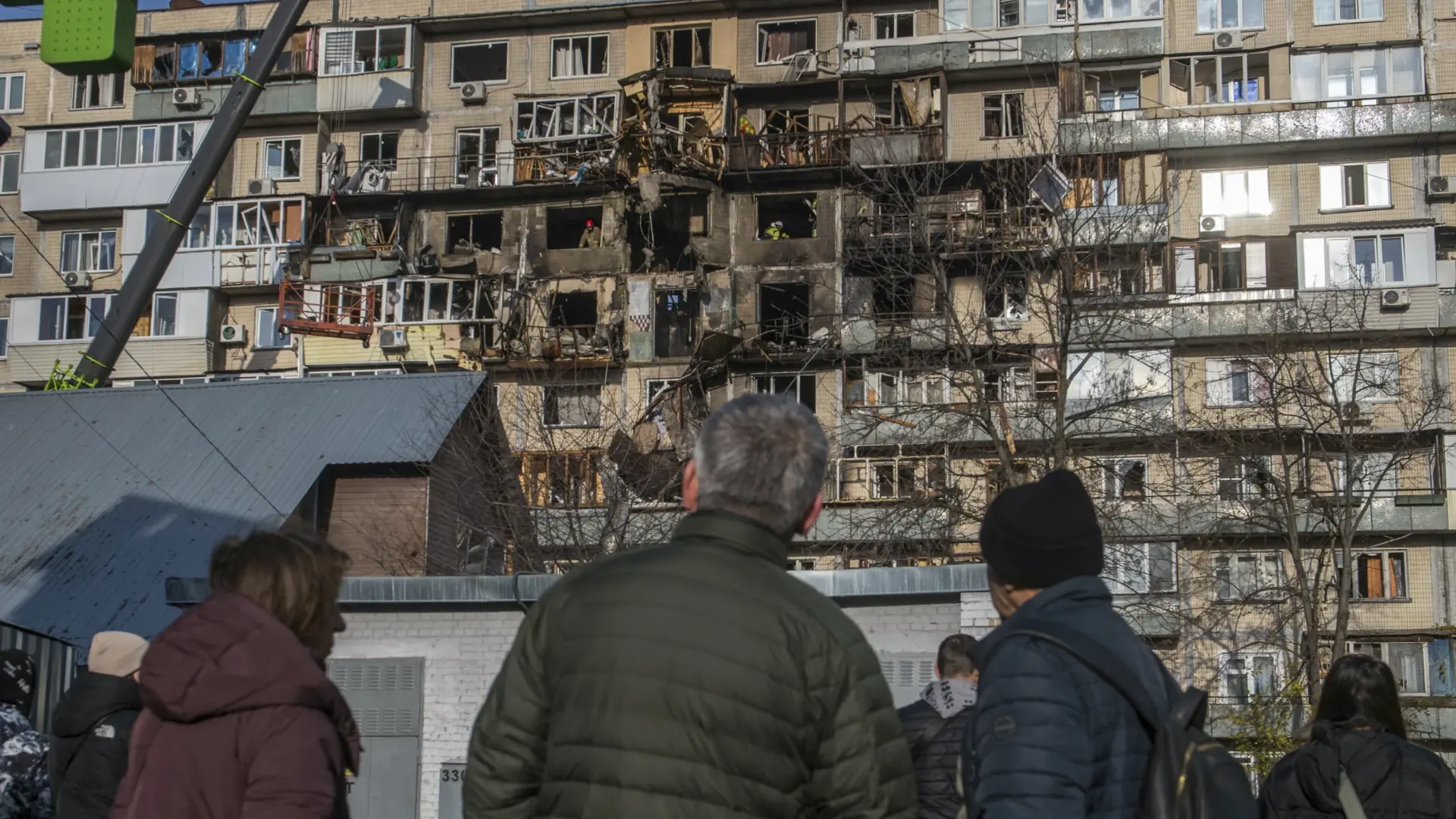Muere una madre ucraniana de 28 años cuando protegía a sus dos hijos de los escombros provocados por un misil ruso