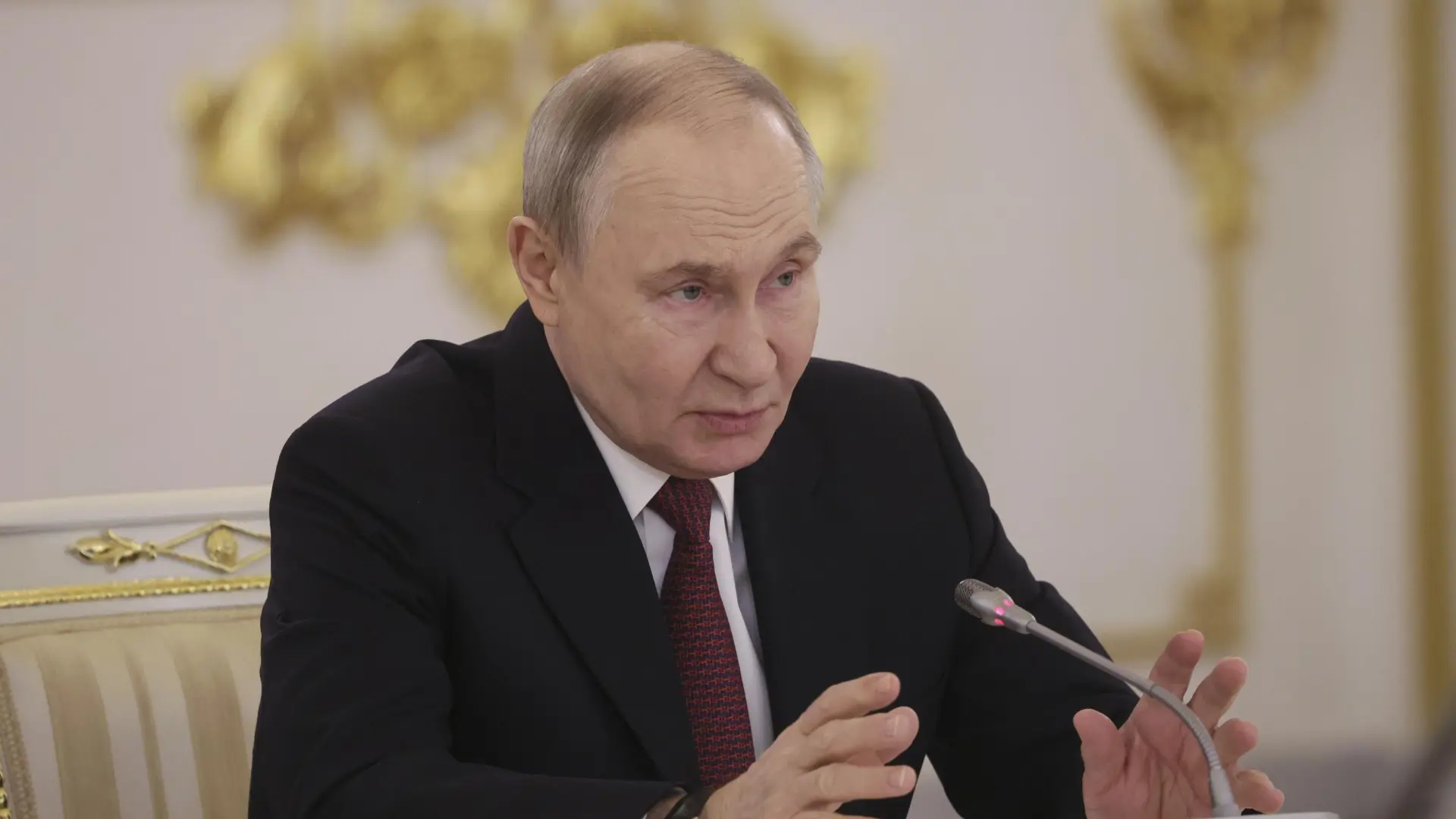 Putin admite que habló con EEUU sobre una posible operación a la venezolana en Cuba