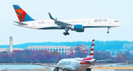 Llegadas aéreas de extranjeros desde EU caen por primera vez desde 2021