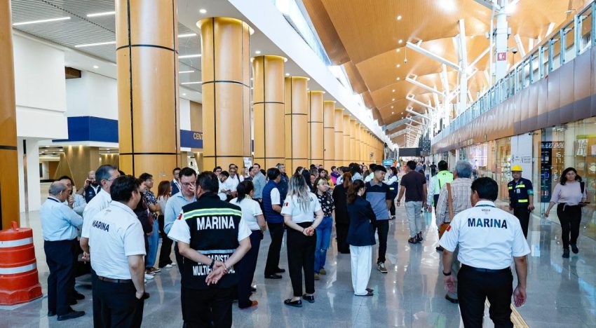 Cae techumbre en la Terminal 1 del renovado AICM