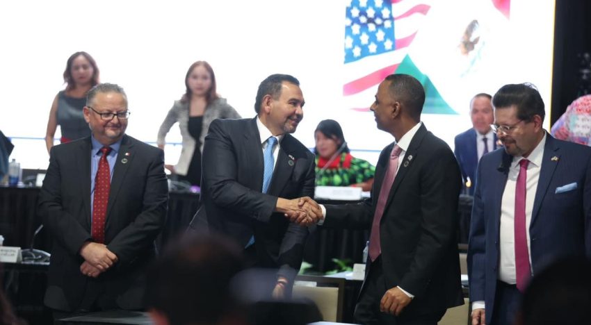 Refrenda alcalde de Ciudad Juárez, Pérez Cuéllar “Acuerdo de Ciudades Hermanas” con El Paso, Texas