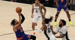 Los Knicks vence a los San Antonio Spurs y toma ventaja de 2-0 en las Finales de la NBA