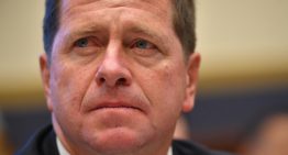 Trump nombra a Jay Clayton como próximo jefe de inteligencia