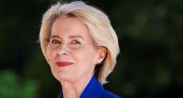 Ursula von der Leyen pide acción para regular acceso de jóvenes a las redes sociales
