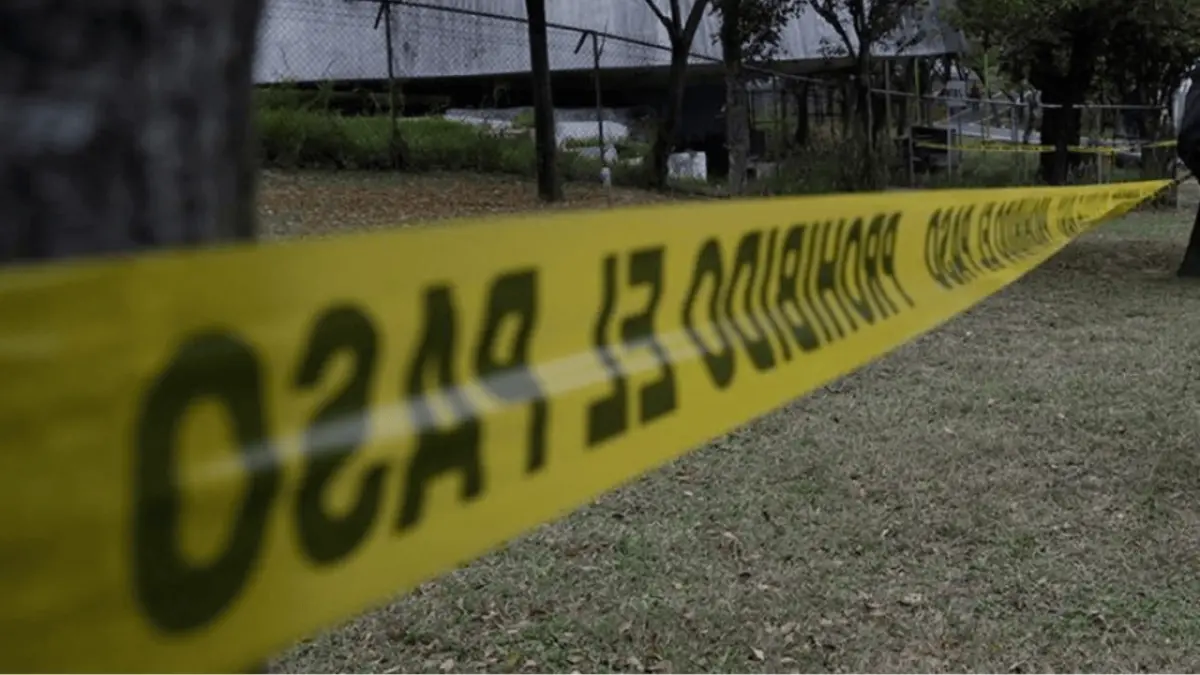 Hallan cuatro cuerpos junto al Congreso de Guerrero