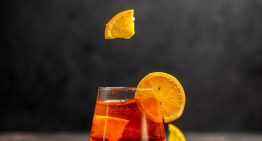 ¿Cómo hacer el Negroni perfecto? Receta, proporciones y el error que arruina su sabor