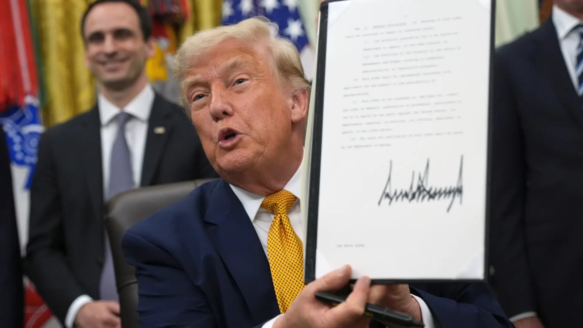 Nueva York demanda a la Administración Trump para defender leyes migratorias y policiales
