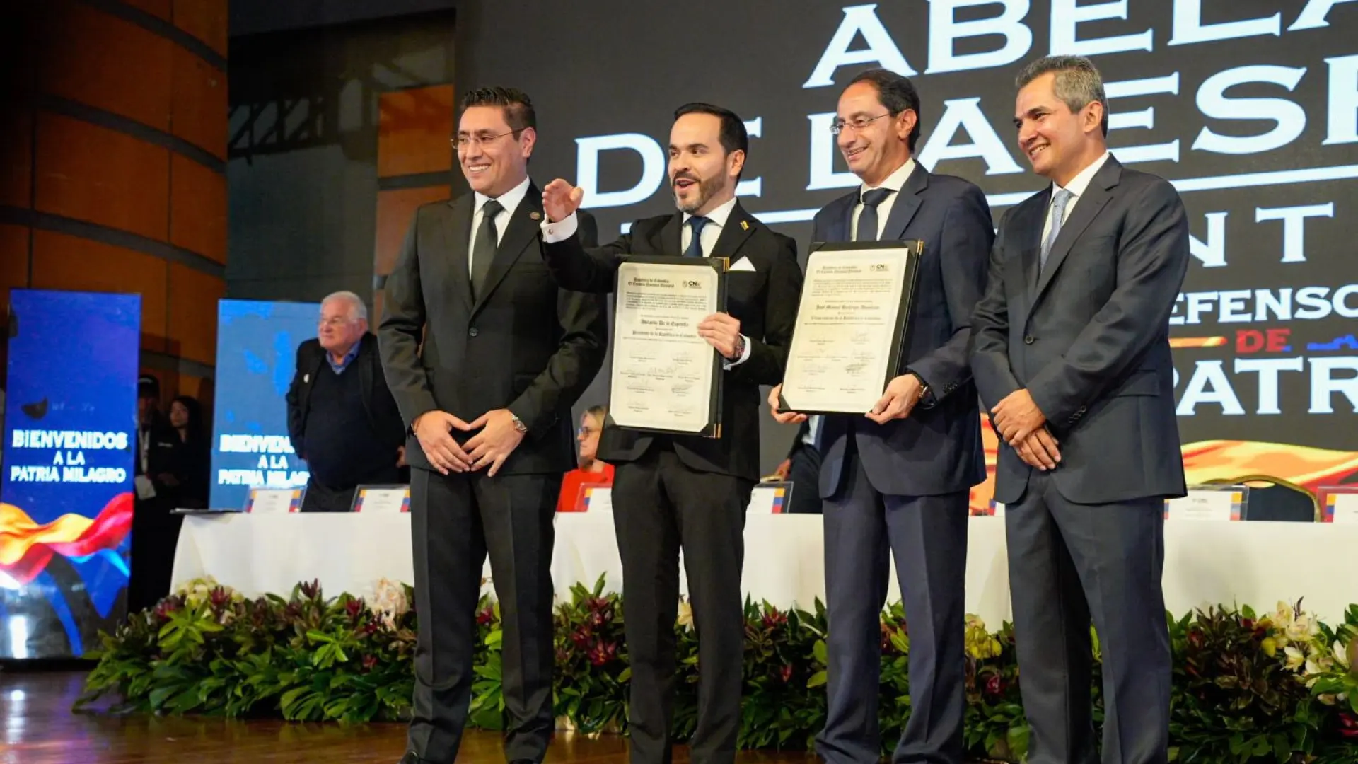 De la Espriella da un mes a los grupos armados de Colombia para someterse a la Justicia: «No habrá ofertas generosas»