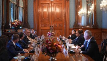 Sheinbaum y el rey Felipe VI hablan sobre fortalecer relación bilateral en reunión en Palacio Nacional