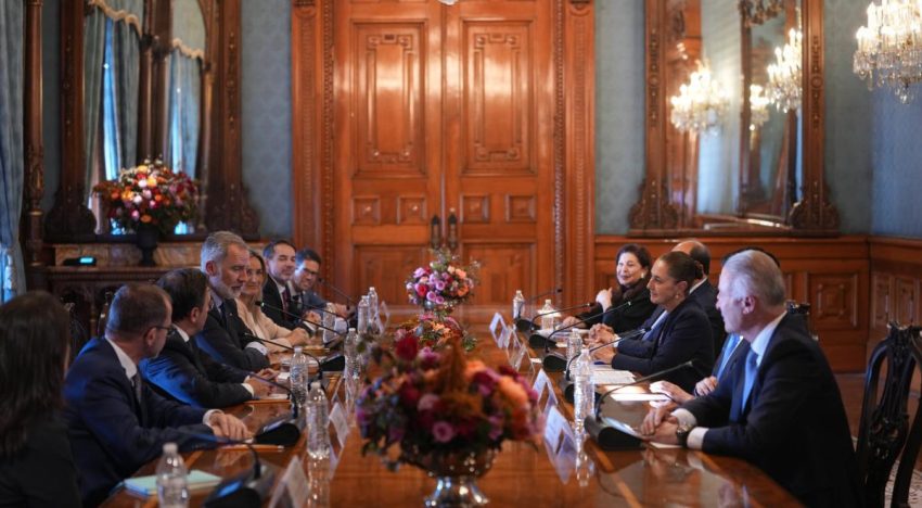 Sheinbaum y el rey Felipe VI hablan sobre fortalecer relación bilateral en reunión en Palacio Nacional