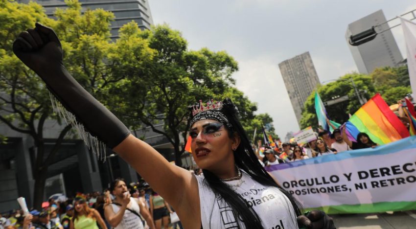 Marcha del Orgullo LGBT+ 2026: color, diversidad y exigencia de derechos toman Paseo de la Reforma