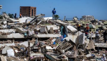 Venezuela eleva a 1,719 la cifra de muertos por los terremotos