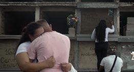 La falta de comida y techo agobia a los sobrevivientes de los sismos en Venezuela
