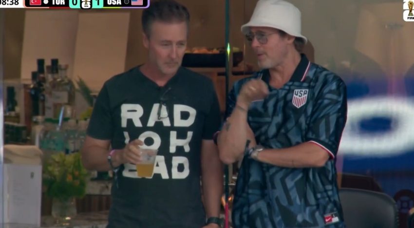 Estados Unidos se convirtió en «El club de la pelea»: Edward Norton y Brad Pitti estuvieron juntos en la platea en el duelo ante Turquía