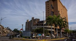 Vecinos denunciaron que aún no llega maquinaria especializada a edificio colapsado en Playa Grande (VIDEO)