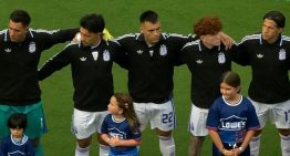 Momento insólito en Argentina vs Honduras: tenía que sonar el himno… pero se escuchó la intro de 'Bombón Asesino' de Los Palmeras