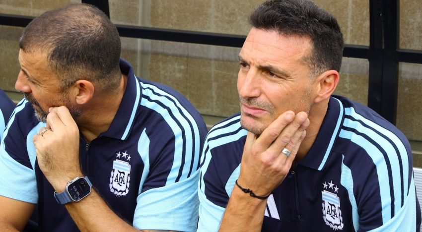 Scaloni, entre el dolor por la baja de Balerdi y el dilema de los 'tocados': «La desgracia del Flaco nos hace replantear otras situaciones»