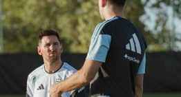 La Selección Argentina tuvo su primer entrenamiento oficial rumbo al Mundial 2026: la frase clave de Scaloni y qué hizo Lionel Messi en medio de su recuperación