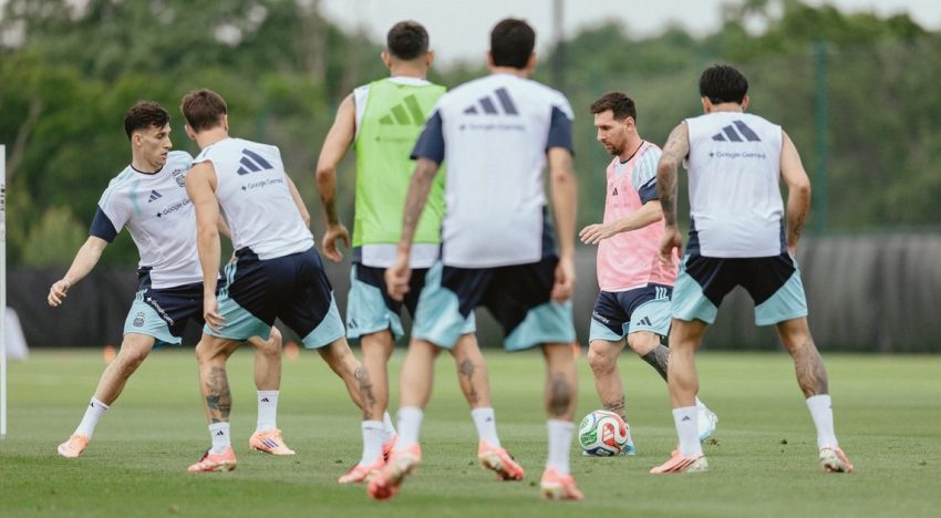 La formación de Argentina para el amistoso vs Honduras: Messi trabajó con el grupo por primera vez en Kansas y los tres espacios a definir
