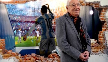 Macaya Márquez y un viaje de 18 Mundiales: «El VAR es muy confuso; hay diez penales por partido que no se cobran»