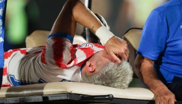 Alfaro en alerta: Enciso salió entre lágrimas y hay temor de que se pierda el Mundial con Paraguay