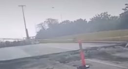 Puente de Caraballeda colapsa producto de una nueva replica (VIDEO)