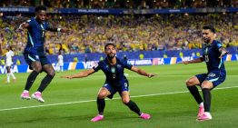 Brasil logró su primera victoria en el Mundial y eliminó a Haití con un poco lucido 3-0