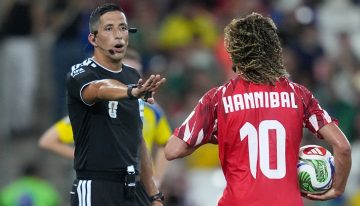 Mundial 2026: sólido debut de Yael Falcón Pérez en Suecia vs Túnez, con una única corrección del VAR sobre el final