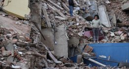 Después de 86 horas atrapada, Belkys volvió a ver la luz gracias a rescatistas salvadoreños (VIDEO)