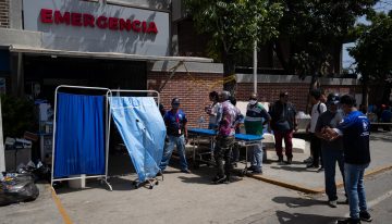 Ansiedad y desconcierto en los hospitales venezolanos: “No sabemos a quién creer”
