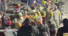 En medio del desastre, un niño de 11 años fue encontrado con vida en Caraballeda (VIDEO)