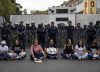Presos políticos lograron comunicarse con sus familiares tras ser sacados de El Helicoide (VIDEOS)