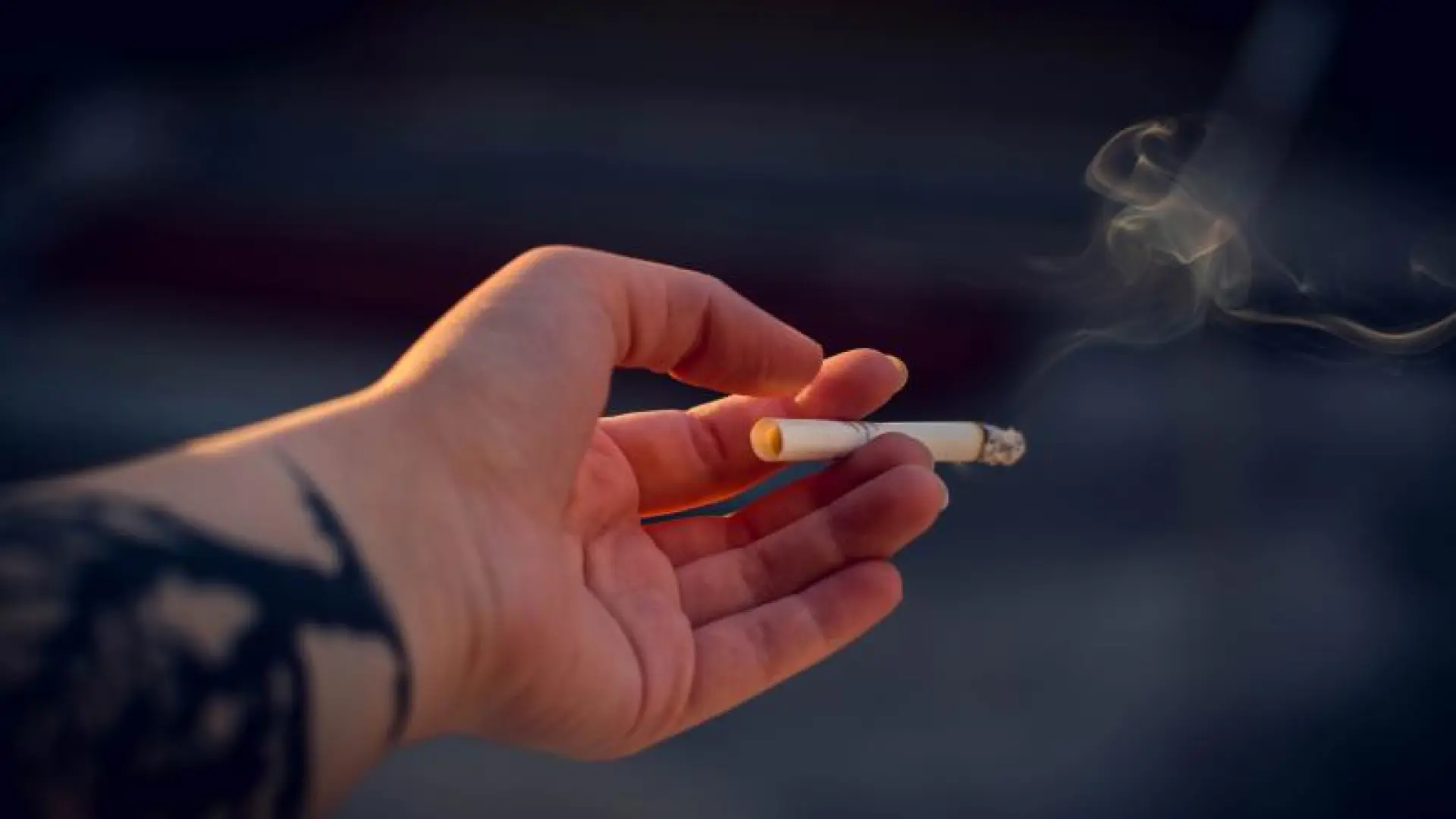 El comercio de cigarrillos ilícitos en la UE se eleva por encima del 10% del mercado total por primera vez en 12 años